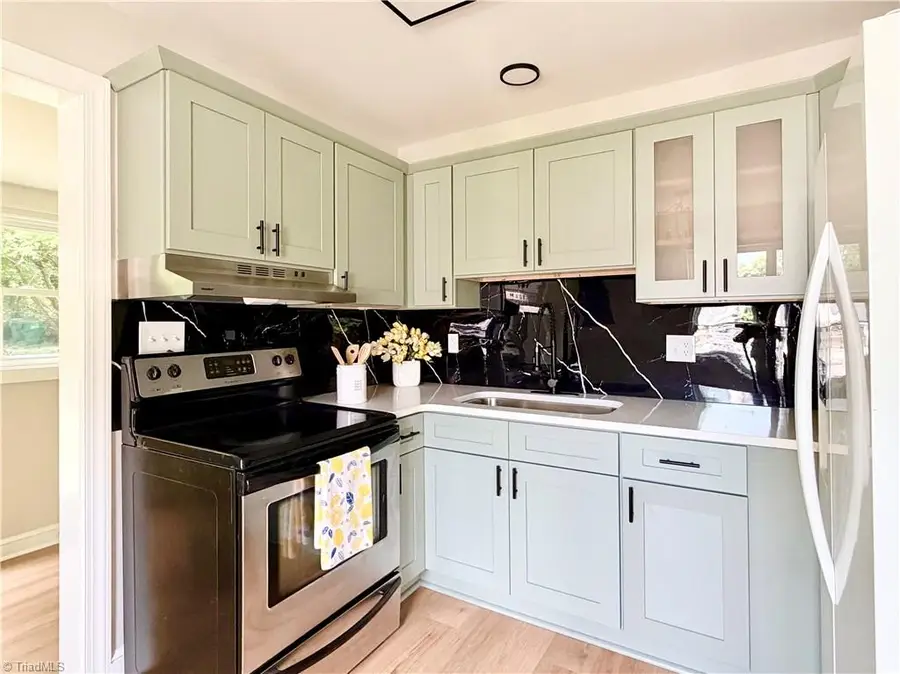 1510 Davis Avenue, High Point, NC 27260 - #2