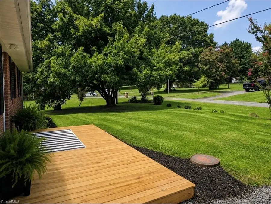 184 Terri Lane, Mount Airy, NC 27030 - #3
