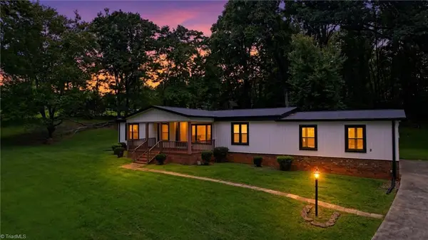 6105 Nc Highway 67, Boonville, NC 27011
