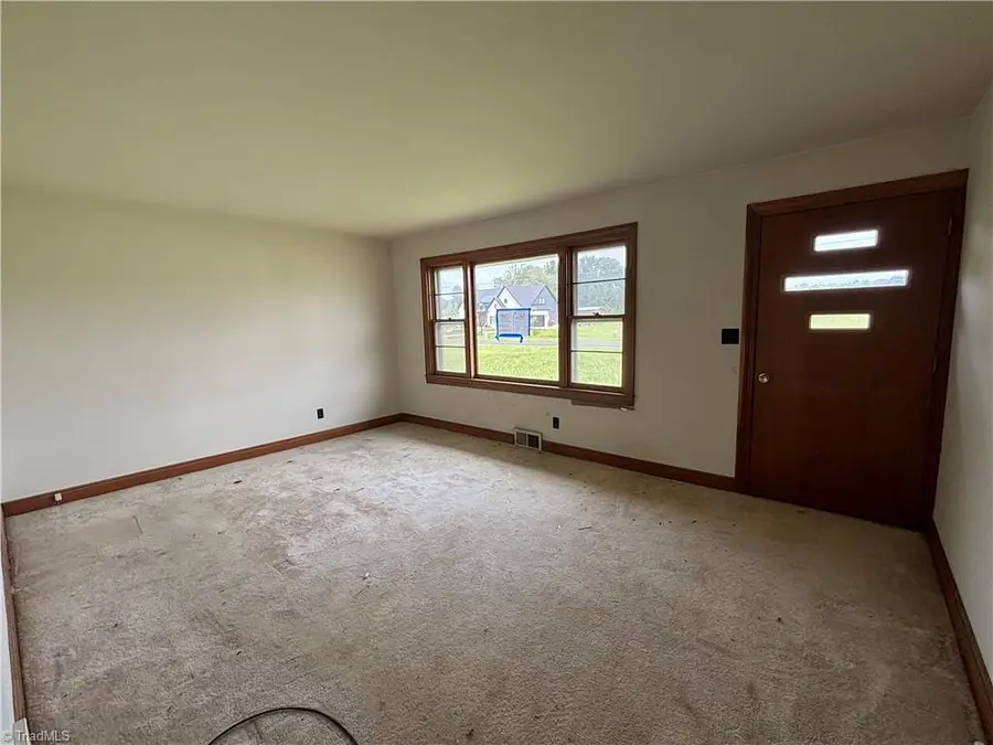 194 Hanes Lane, Lexington, NC 27295 - #2