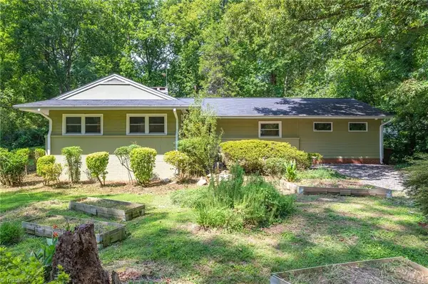 909 Forest Hill Drive, Greensboro, NC 27410