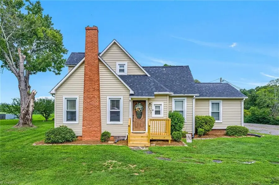 2472 Sparta Road, North Wilkesboro, NC 28659 - #2