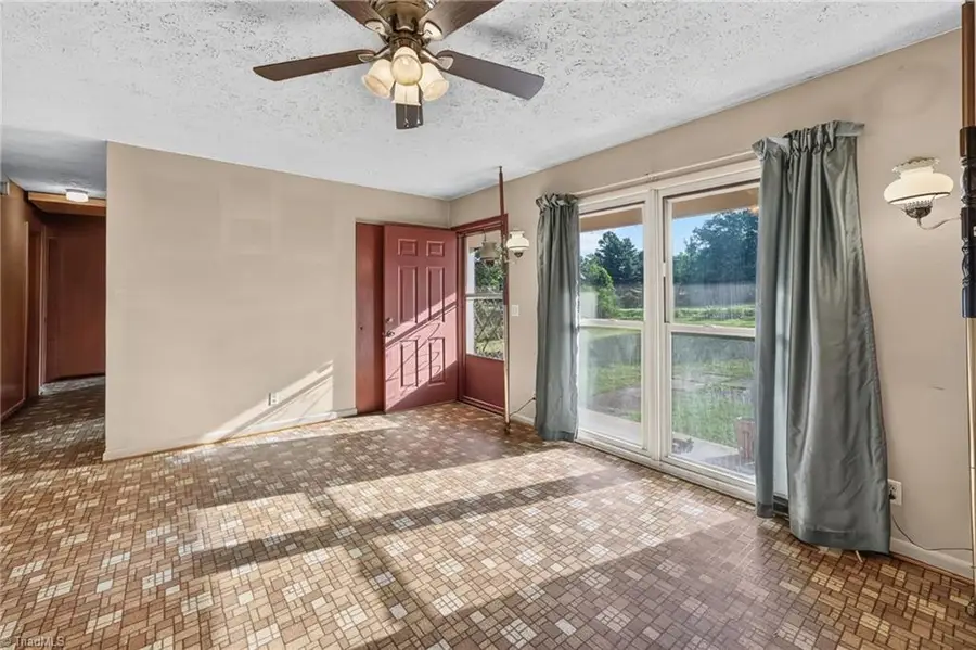 2156 Ayersville Road, Mayodan, NC 27027 - #3