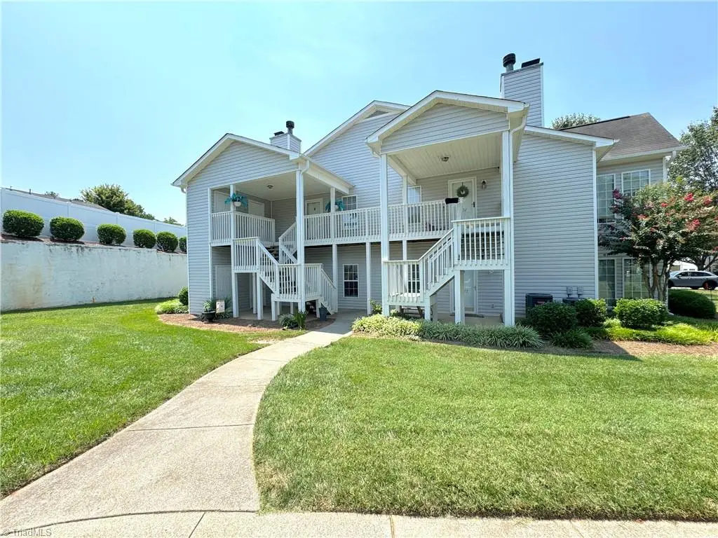 7404 Riverview Knoll Court, Clemmons, NC 27012 - #1