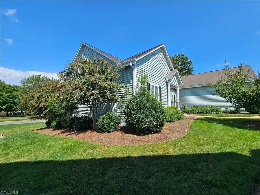 381 Hollybrook Drive, Bermuda Run, NC 27006 - #3
