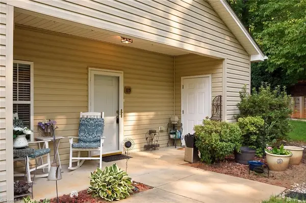 115 E Brick Walk Court, Mocksville, NC 27028