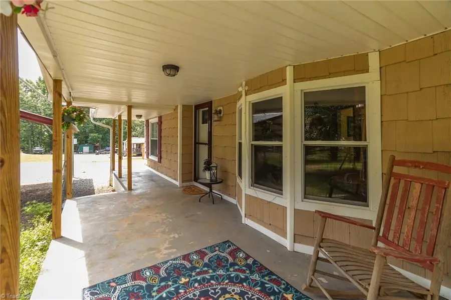 1352 Gravitte Road, Pilot Mountain, NC 27041 - #3