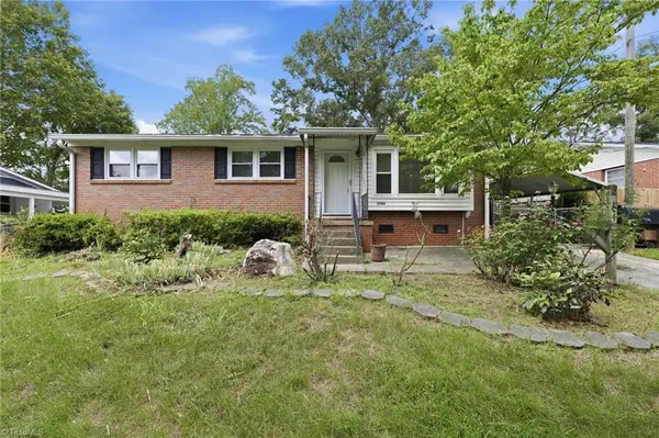 2704 Dumont Drive, Greensboro, NC 27403
