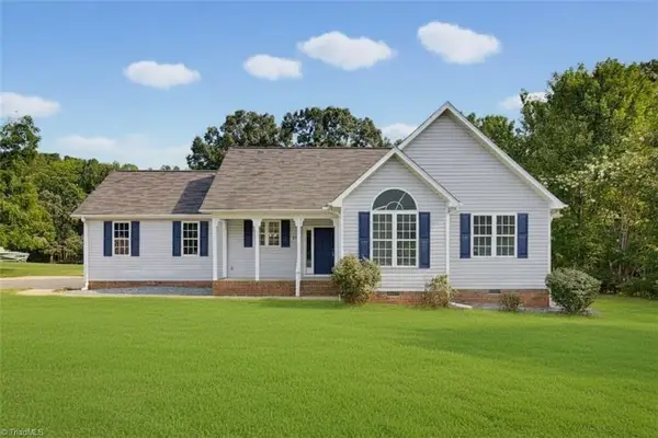 4913 Streamside Drive, McLeansville, NC 27301