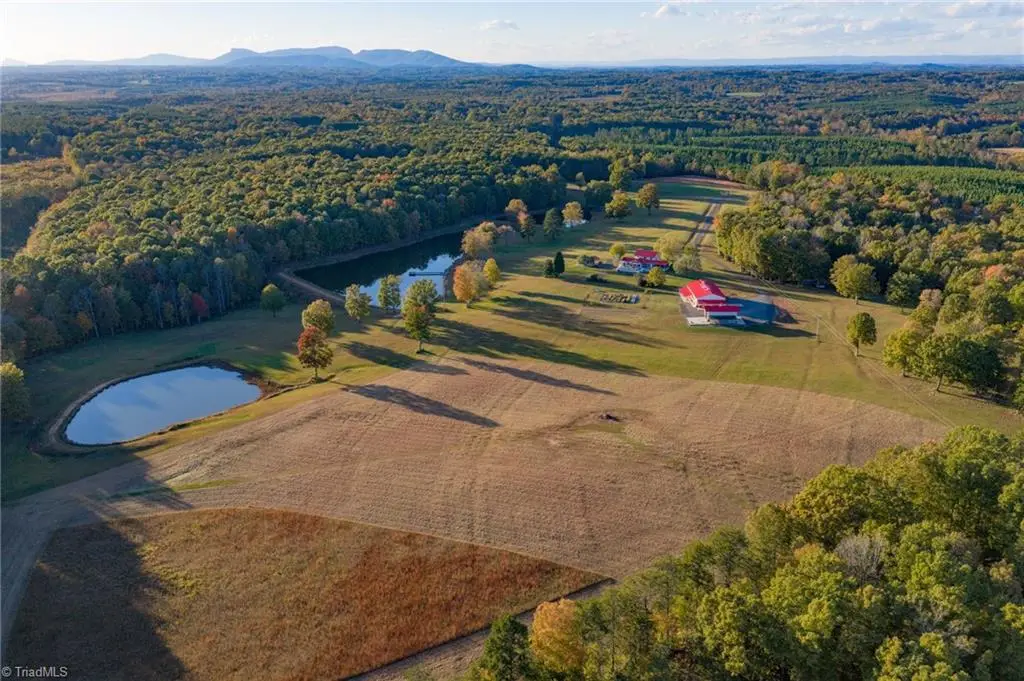 1260A Beaver Island Trail Road, Walnut Cove, NC 27052 - #1