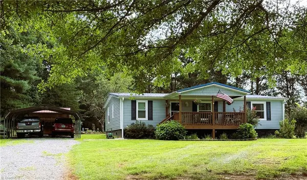 1094 Traphill Union Road, Traphill, NC 28685