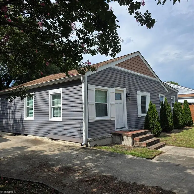 1529 Summit Avenue, Greensboro, NC 27405 - #3