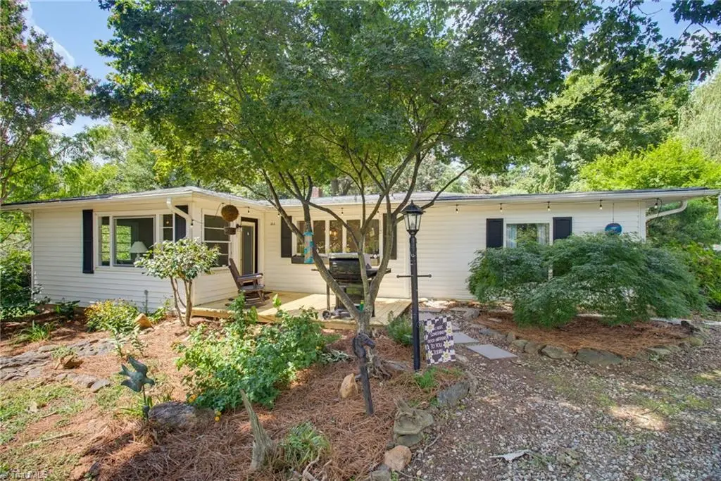 144 Willamont Street, Kernersville, NC 27284 - #1