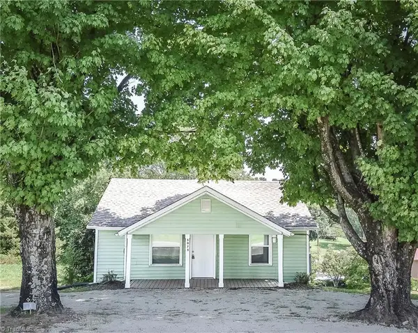 5075 Baux Mountain Road, Winston-Salem, NC 27105