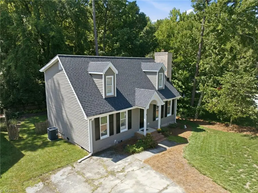 11 River Chase Court, Greensboro, NC 27407 - #2