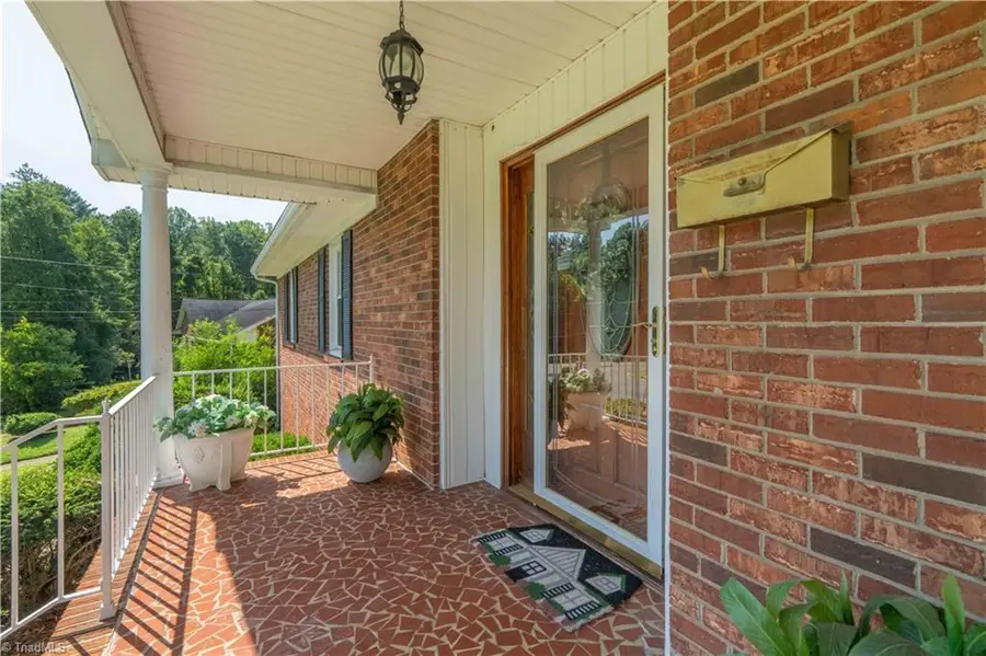 2910 Hope Valley Road, Winston Salem, NC 27106 - #3