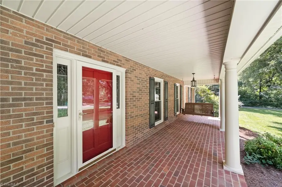 4331 Woodbourne Drive, Clemmons, NC 27012 - #3
