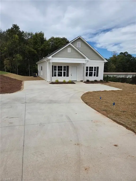 1396 Piedmont Drive, Lexington, NC 27295 - #3