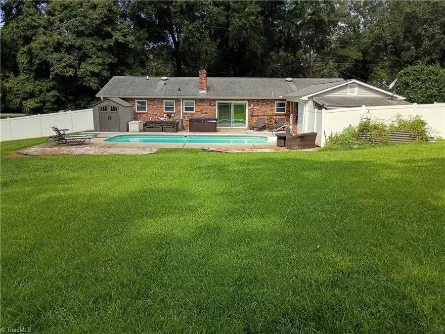 4611 Bridle Path, Clemmons, NC 27103 - #3