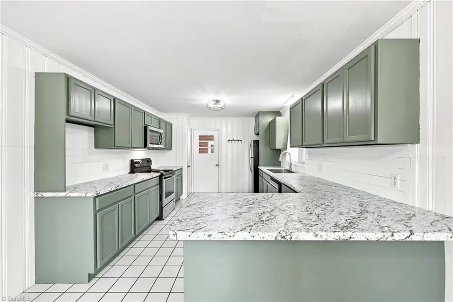 306 Oakgrove Drive, Graham, NC 27253 - #2
