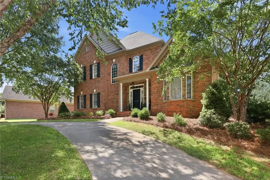 4701 Pebble Lake Drive, Pfafftown, NC 27040 - #3