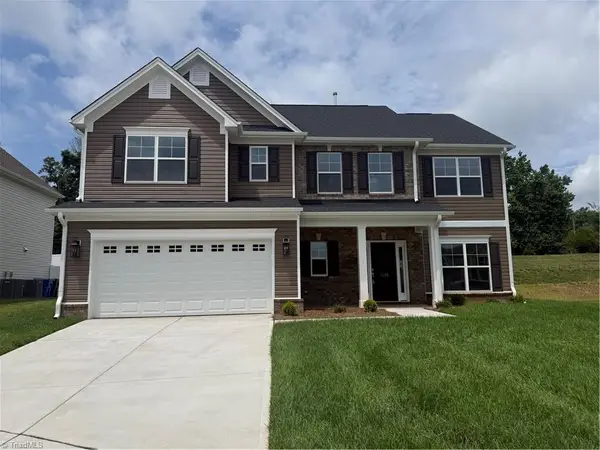 1586 Dappledown Street #58, Kernersville, NC 27284