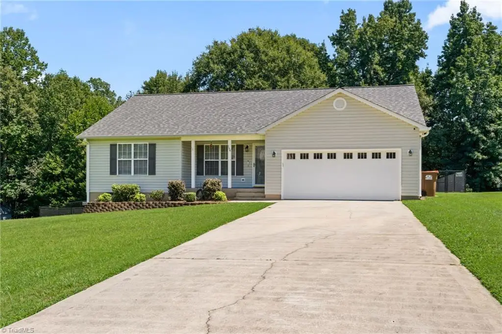 194 Briarcreek Drive, Midway, NC 27107 - #1