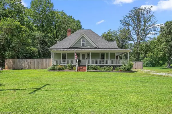 611 E Steeple Chase Road, Pleasant Garden, NC 27313