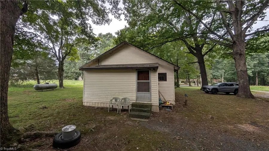 4323 Holly Spring Road, Ramseur, NC 27316 - #2