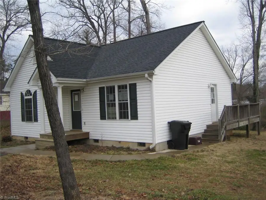 2864 Maple Avenue, Burlington, NC 27215 - #3