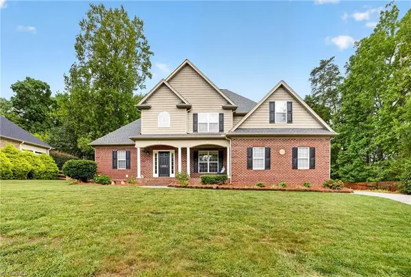 8915 Grove Park Drive, Oak Ridge, NC 27310