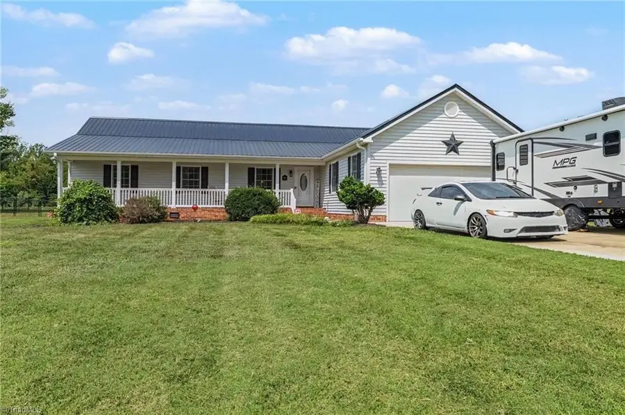 124 Glen Oaks Drive, King, NC 27021 - #2