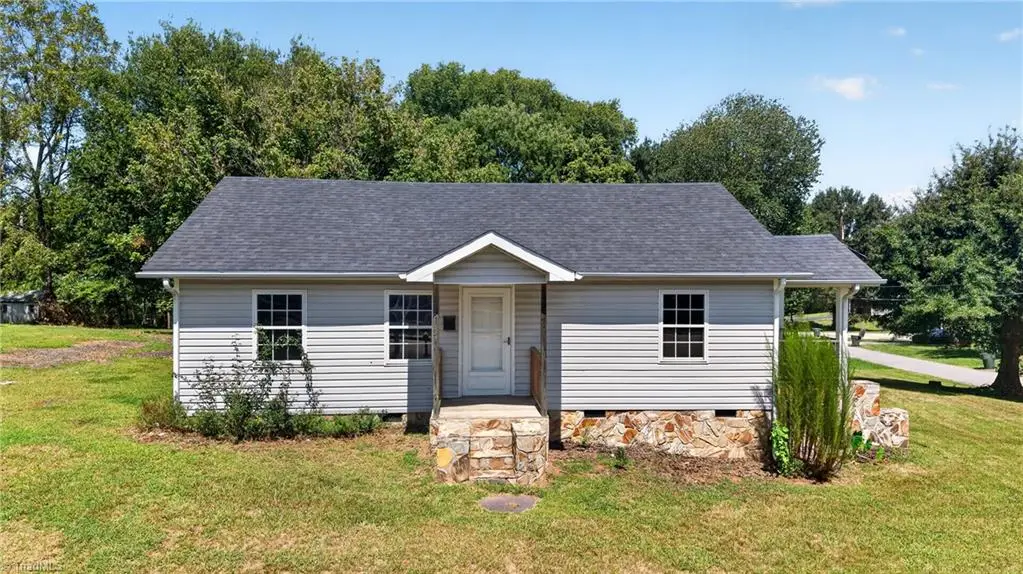 1623 E Meadow Road, Eden, NC 27288 - #1