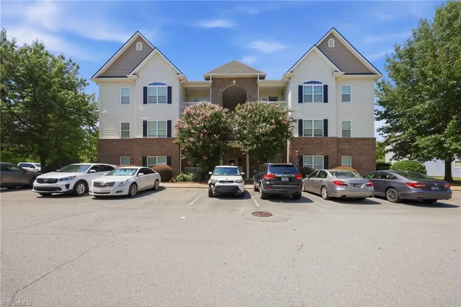 2422 Eagle Creek Court, Winston Salem, NC 27103 - #3