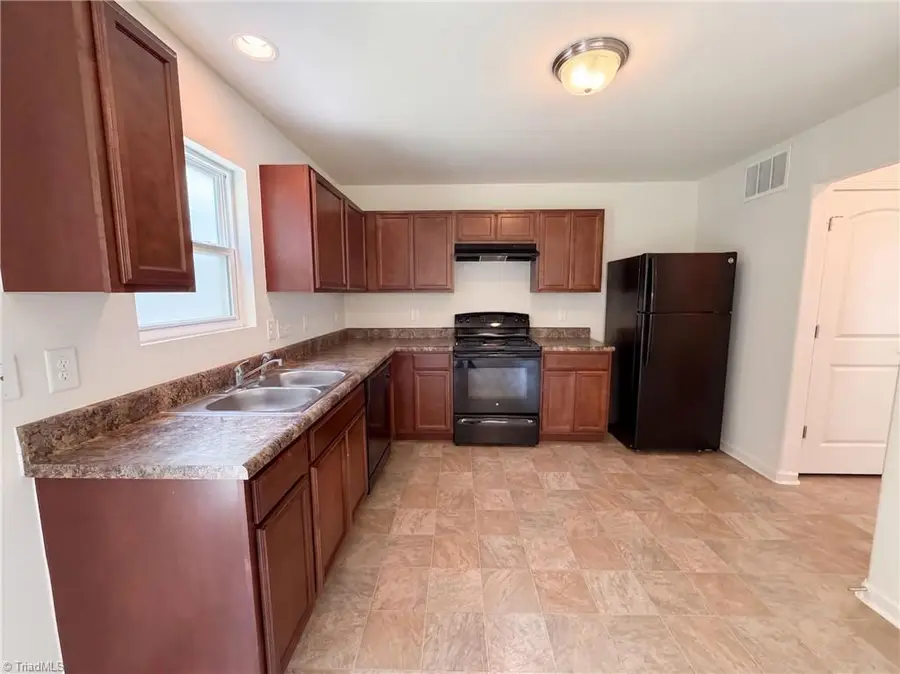 411 Sandybrooke Drive, High Point, NC 27265 - #2
