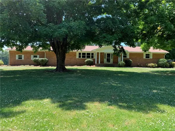100 Kiser Road, King, NC 27021