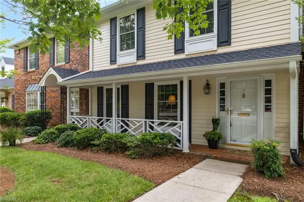 16 Fountain Manor Drive #B, Greensboro, NC 27405
