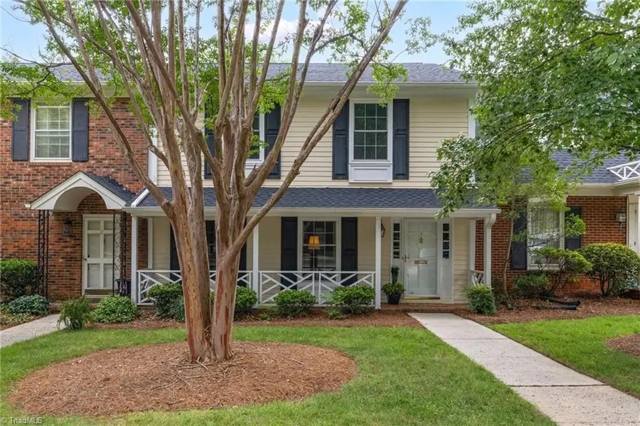 16 Fountain Manor Drive #B, Greensboro, NC 27405 - #2