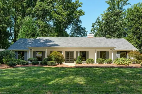 2807 Saint Regis Road, Greensboro, NC 27408
