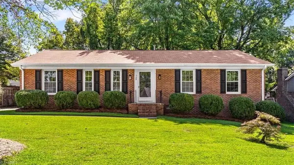 708 Woodlake Drive, Greensboro, NC 27406