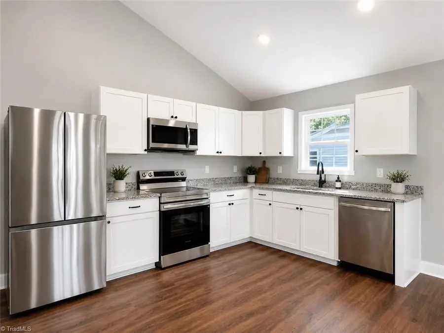 733 2nd Rainbow Street, Lexington, NC 27295 - #2