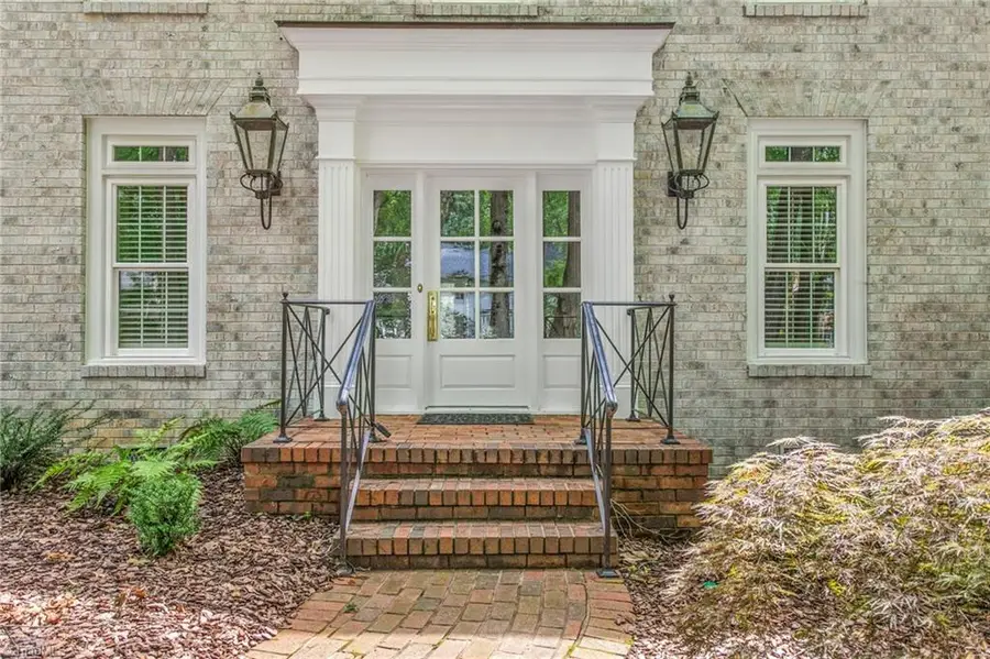 402 Parkmont Drive, Greensboro, NC 27408 - #3