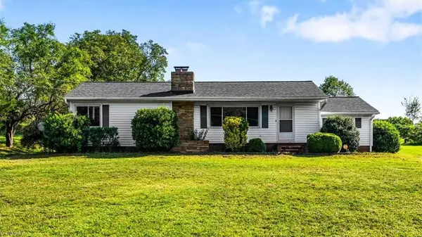 921 E King Street, King, NC 27021