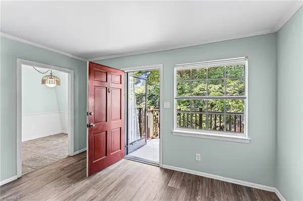 3822 Country Club Road #I, Winston-Salem, NC 27104