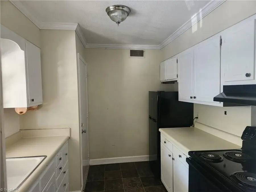 2922 Ramsgate Court, Winston Salem, NC 27106 - #3