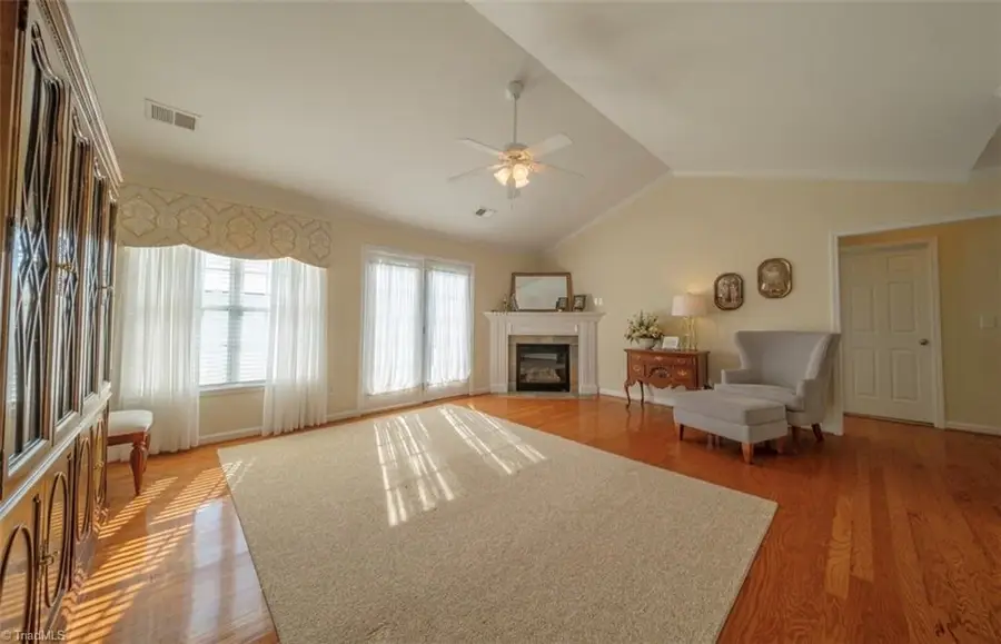 303 Locksley Court, Thomasville, NC 27360 - #2