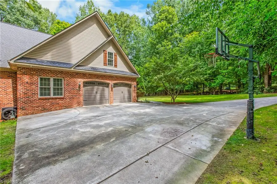 1215 Netterillo Drive, Winston Salem, NC 27103 - #3