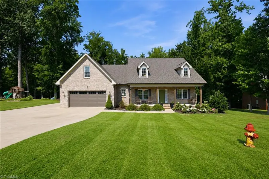 2977 Bridge Point Drive, Sophia, NC 27350 - #2