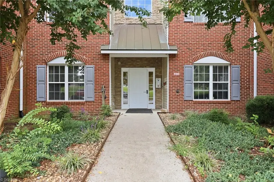 6941 Hanesbrook Circle #104, Clemmons, NC 27012 - #2