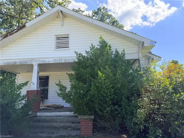 1534 Skeet Club Road, High Point, NC 27265